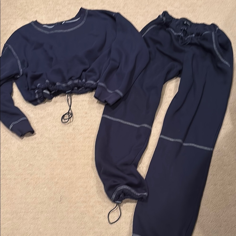 Womans Fashion Nova Sweatsuit